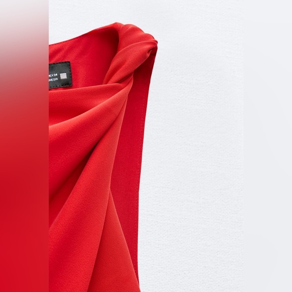 NWT. Zara Red Cut Out Ruched Midi Dress. Size S. - Picture 6 of 10